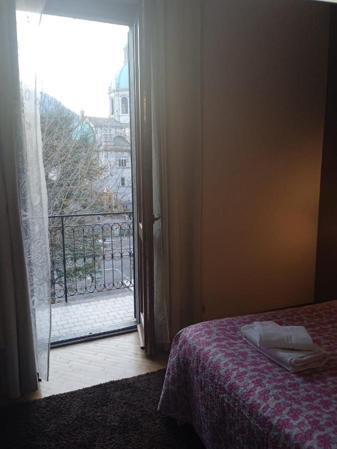 Megaride Guest House كومو المظهر الخارجي الصورة