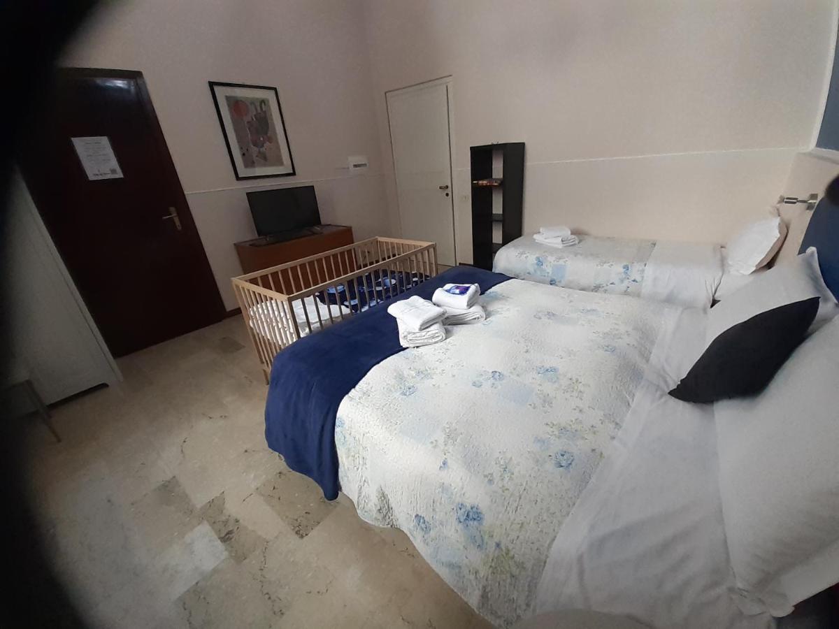 كومو Megaride Guest House المظهر الخارجي الصورة