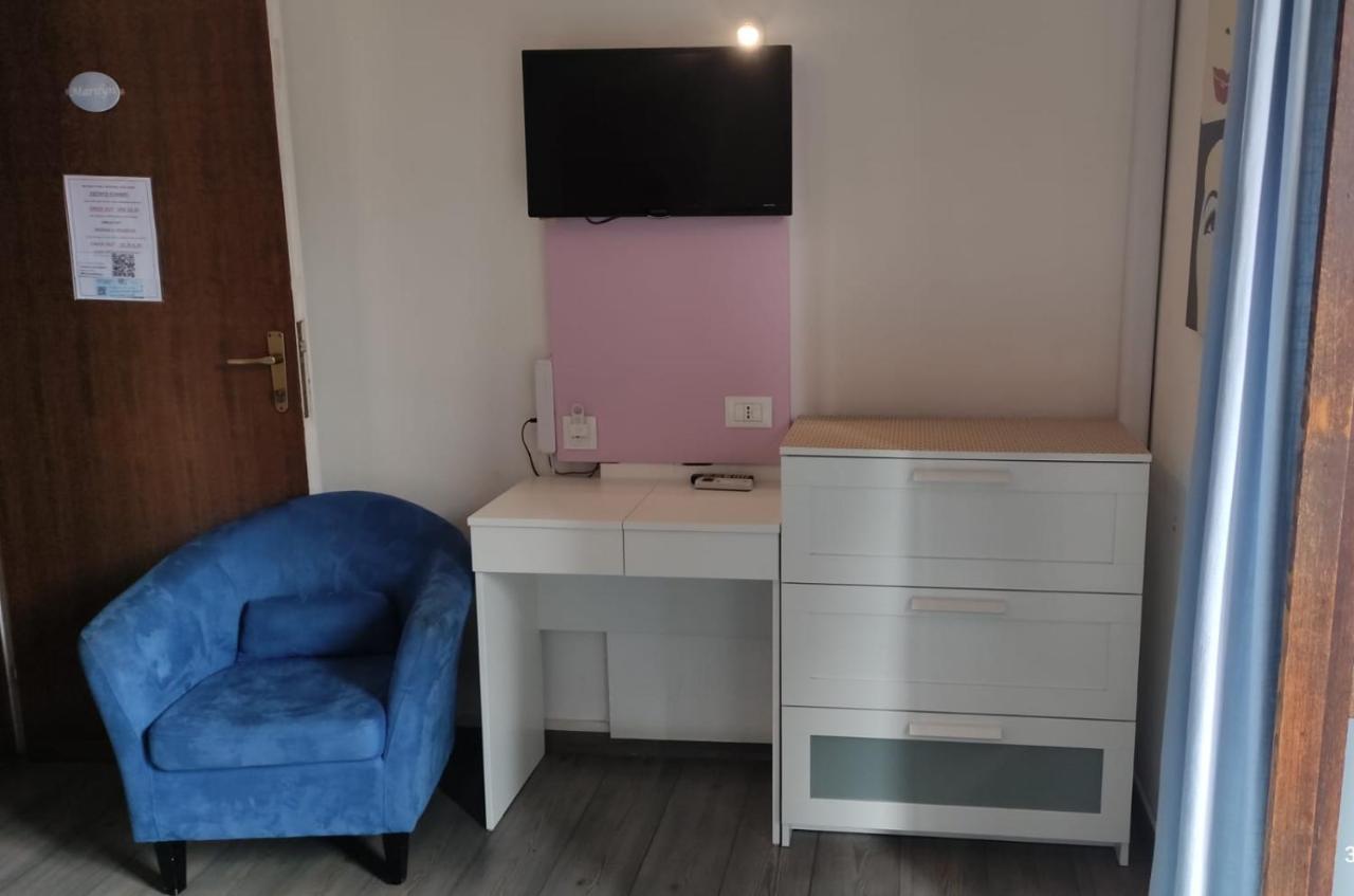 Megaride Guest House كومو المظهر الخارجي الصورة